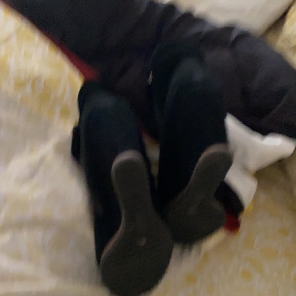 Shoes - Picture 3 of 3